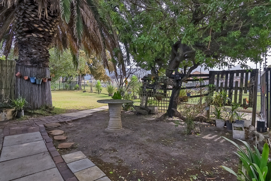 4 Bedroom Property for Sale in Plumstead Western Cape